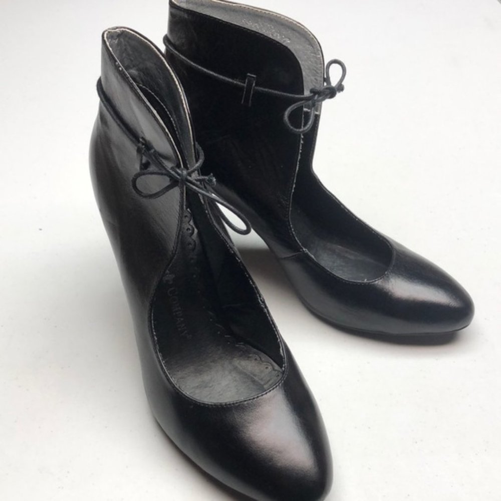 BLACK LEATHER FRIIS COMPANY HIGH ANKLE HEELS EU38/US8 ⭐️